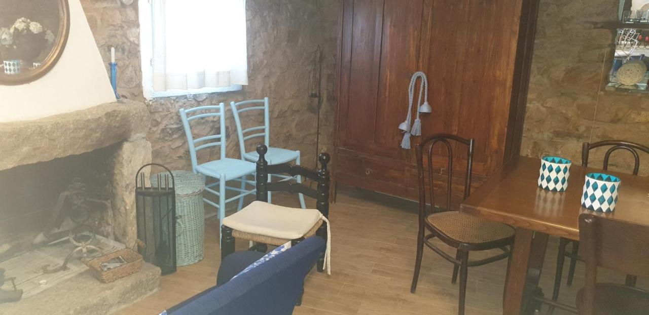 Rifugio Monte Pino Villa Telti Luaran gambar