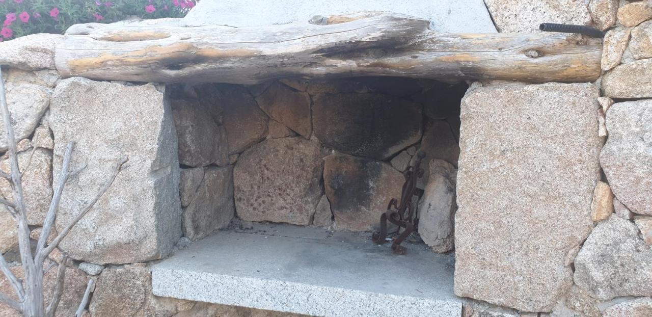 Rifugio Monte Pino Villa Telti Luaran gambar