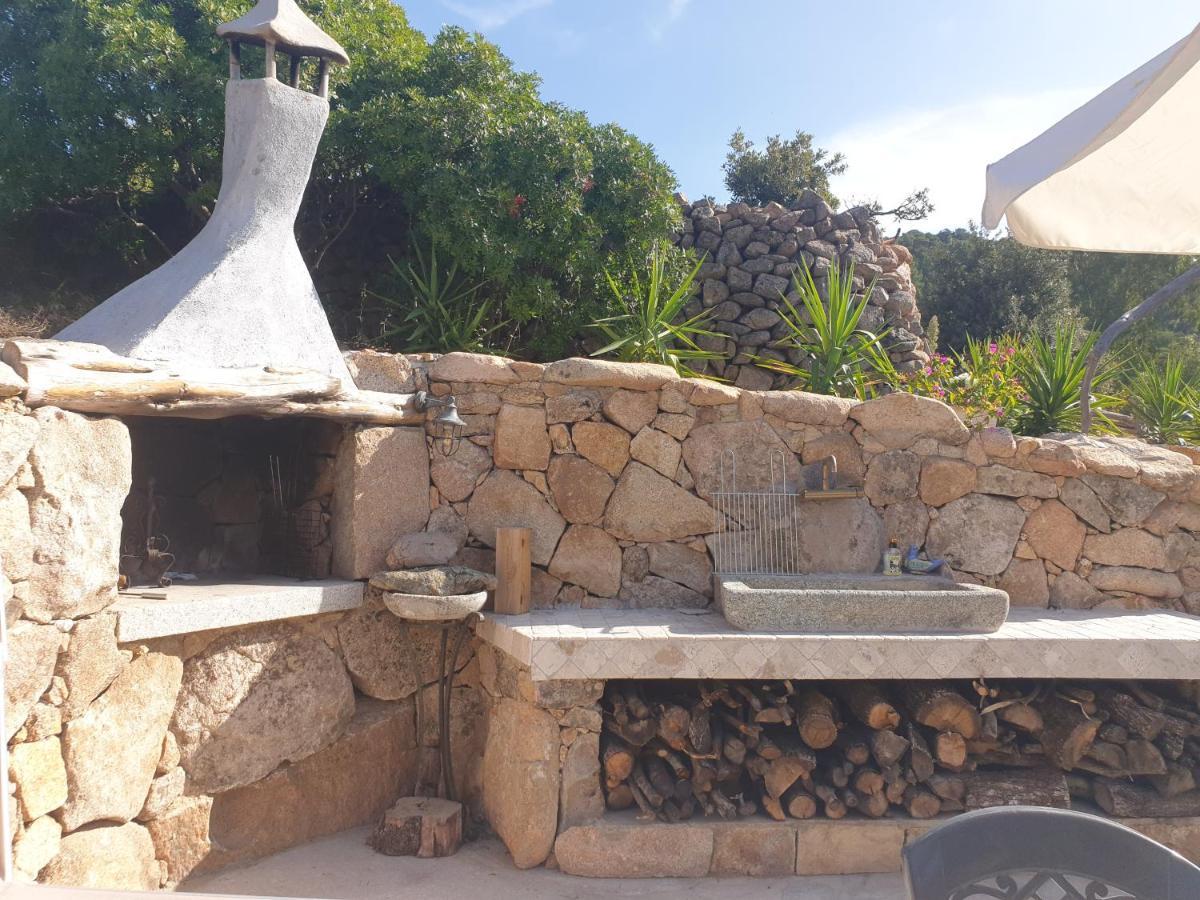 Rifugio Monte Pino Villa Telti Luaran gambar